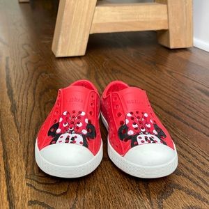 Disney Minnie Natives size C7